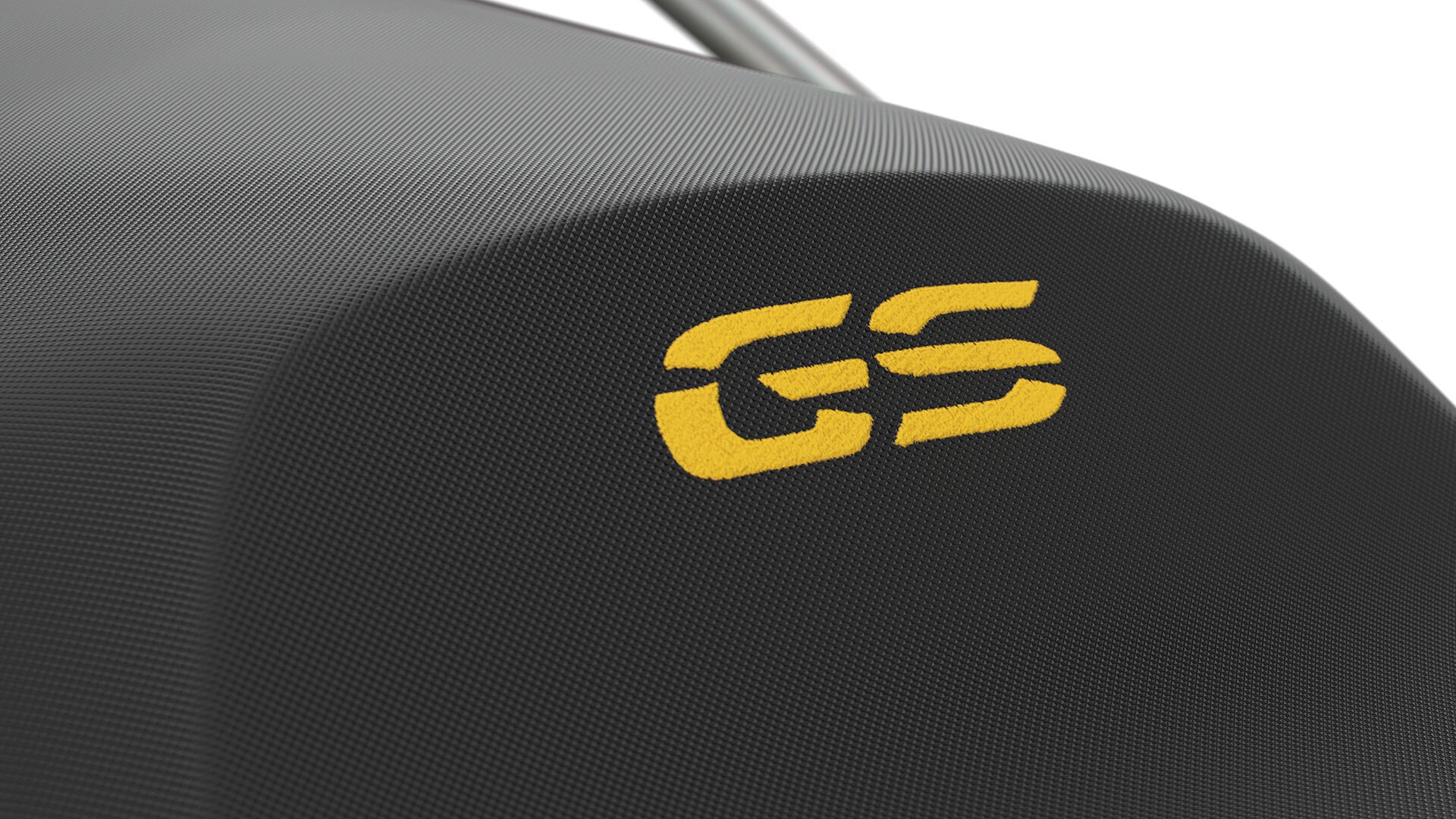 We see the yellow GS sticker on the saddle.